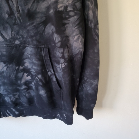 Universal Studio Haloween Horror Nights Tie Dye Hoodie Size Large - Picture 6 of 13